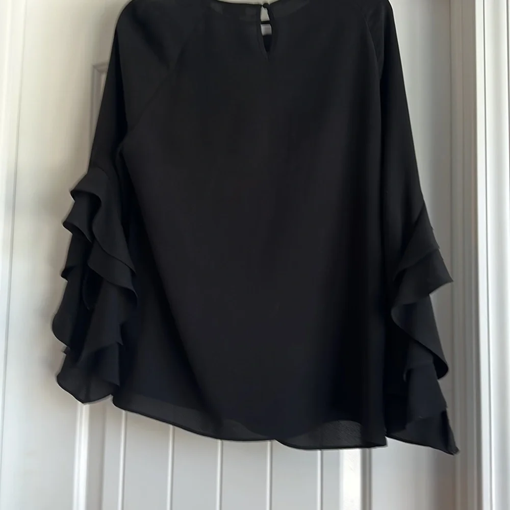 Top Bundle! Excellent Condition! - Picture 5 of 7